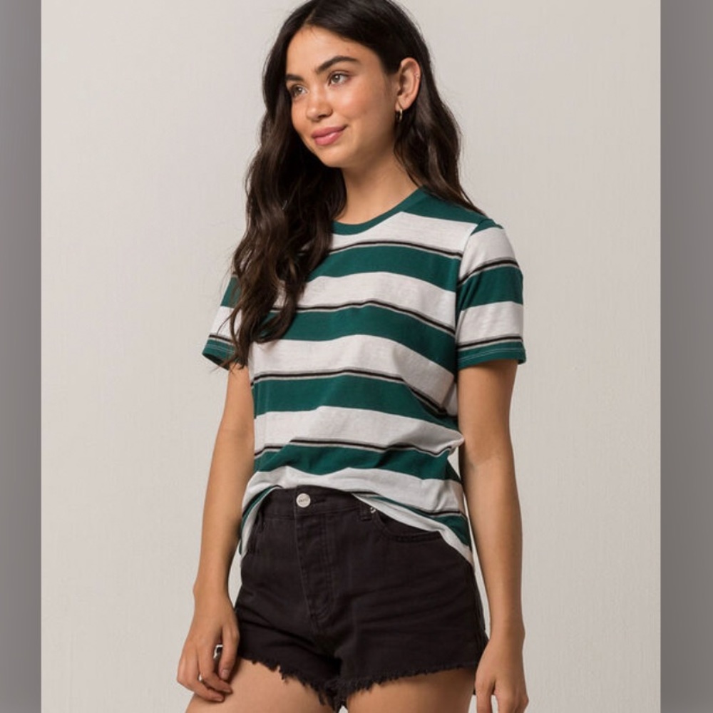 green and white striped t shirt